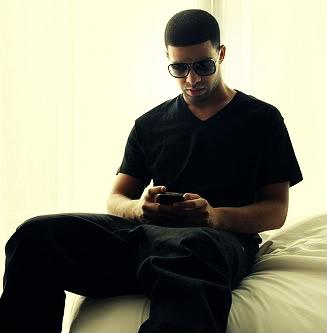 TeamDrakeDrizzy's profile picture. For all the Fans and supporters of Aubrey Drake Graham. 
Make sure to follow http://t.co/t6ubkmRMOh