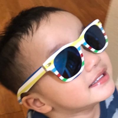 DinhTra75012773's profile picture. 