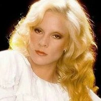 100% Sylvie Vartan(@Amelirose40) 's Twitter Profile Photo