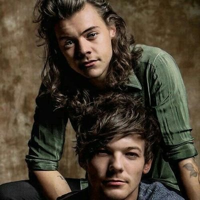 Larry Fan account💚💙
Treat people with kindness.
💚💙