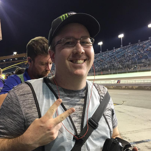NASCAR fan,
Photographer for @ThePodiumFinish
https://t.co/zlYnmFRV43