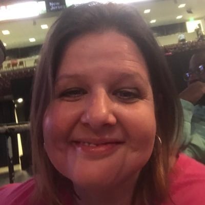 ebeuch's profile picture. Cool gal