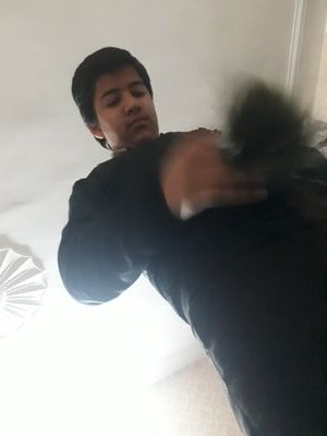 8XHsjtMLIdMsFZc's profile picture. 