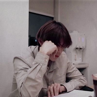 ⠀⠀⠀⠀⠀⠀⚭ »» ɪᴛ's ʜᴀʀᴅ ᴛᴏ sᴘᴇᴀᴋ ᴀʙᴏᴜᴛ
⠀⠀⠀⠀⠀⠀⠀⠀⠀ᴍᴀᴛᴛᴇʀs ᴏғ ᴛʜᴇ ᴘᴀsᴛ.