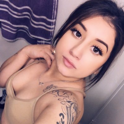 EvelynGomezBab1's profile picture. 