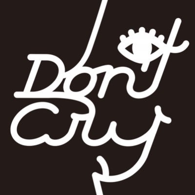 JR目黒駅東口から徒歩2分『CASUAL BAR Don'tCry』通称ドンクラ。18:00〜4:00 ほぼ年中無休（日曜日も営業）テレビ、雑誌、Webなど各種撮影にも利用されています。お席のご予約、日中のスペースのレンタルなど、DMまたはお電話にてお気軽にお問い合わせ下さい。 電話：03-6450-2597