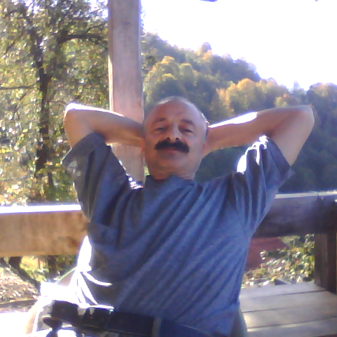 cemokucuk's profile picture. 