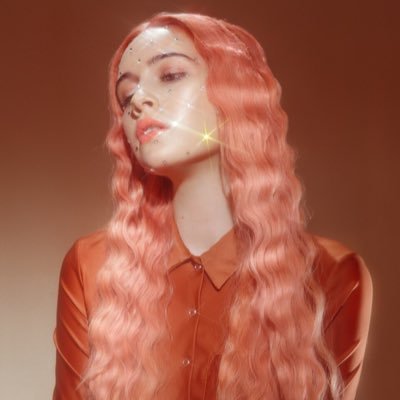 Pagina italiana dedicata alla cantante Bea Miller, e l’unica ufficializzata da lei e da @umitalia! — it’s not u it’s me: il nuovo singolo disponibile ora!