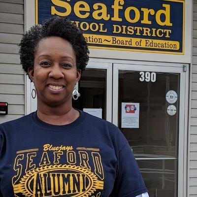 A teacher on the school board...imagine that!