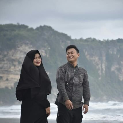 DwiJayantiiiiii's profile picture. Wife and Student