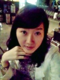 yooms00's profile picture. 