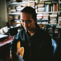 Guitarist 🎸 🤓 BM Berklee, MA SJSU, 3x TEDx Speaker | Composer -DK West (#NoStraightRoads)  | 🎸+ 🎵 Tips | Dapatkan courses: https://t.co/7ZPLBNMPyv