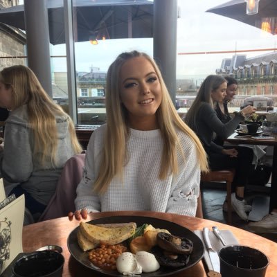 AnnaBlankley's profile picture. 🏡LEICESTER|👩🏼‍🎓UNI OF LEEDS X