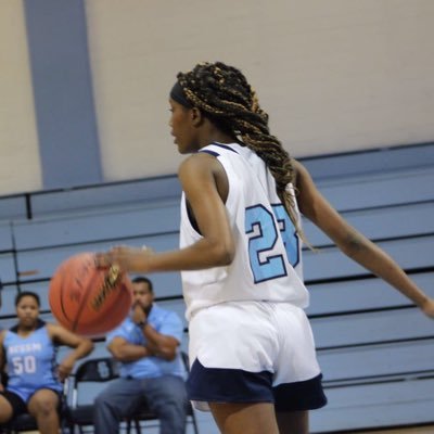 Ti03002511's profile picture. instagram:Theyscreammtiiii🥰 💘This one for all my fallen soliders🙏🏾🏀