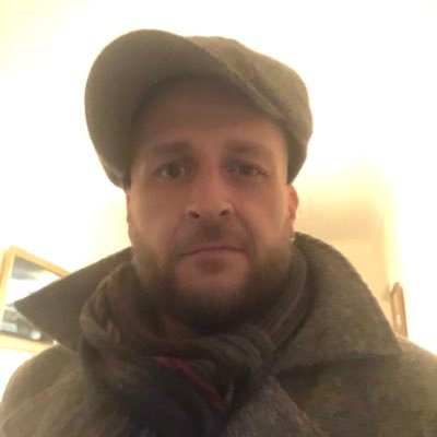 Aisteóir - @rosnarun Actor/VO Artist, System Administrator at @weareclubforce, MMA mad!!, Éireann/LI, NY 🇮🇪🇺🇸, Is liom féin mo chuid tuairimí.