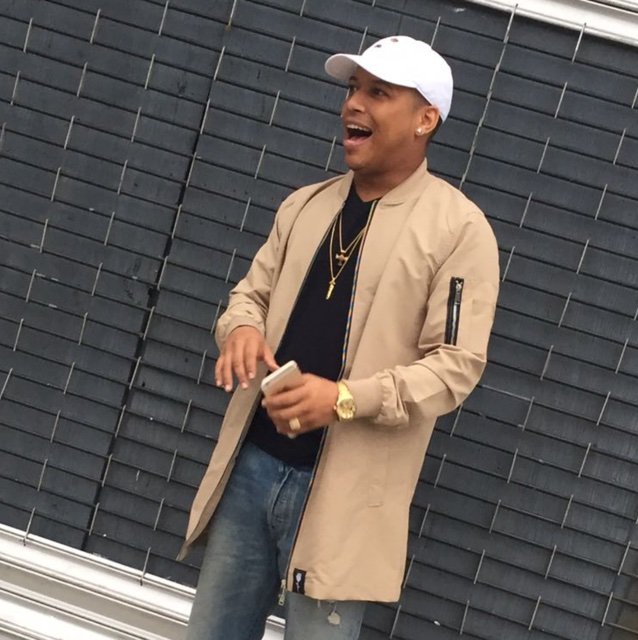 EzESayS_'s profile picture. Hacked ||| dickTards ||| reVampin this soon ⚠️⚠️⚠️