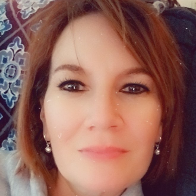 AngieLuvsMusic's profile picture. Lover of Music, Movies and Animals.   Avid reader.  Fan of Cardinals and Blues.  Trying to live life to the fullest everyday.