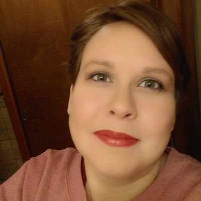 Pink Zebra Independent Consultant, Mom, Life Loving Person, Love helping others,