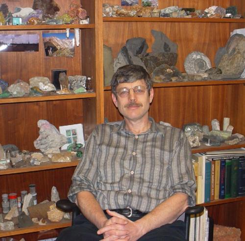 akrockhound's profile picture. Retired and loving it! Geo background. Avid rockhound, ski bum and outdoors enthusiast.