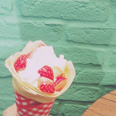 _Astertataricu's profile picture. 9中3Adrama clubぶちょ→                            
              5商1e 軽音楽部の跳ねてる奴この間                        靴下の状態で全力校舎外を
走ってた何か変な奴。
OLDCODEX//Aching Horns