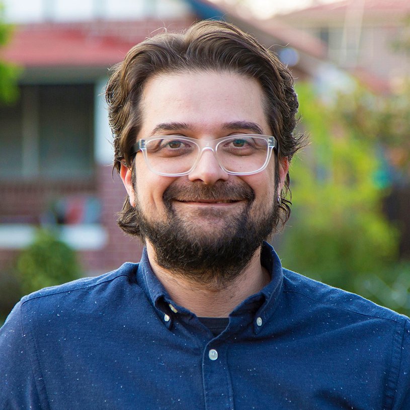 Snr lecturer at @UTSFEIT, design & research on HCI, human-AI interaction, conversational user interfaces, photography, AI art | https://t.co/rfEWmVhXQS