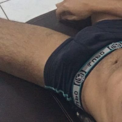 Algum invejoso me denunciou no perfil antigo. Mas estou eu aqui novamente.
Afim de parceria, chama na Dm.
Sexo seguro.