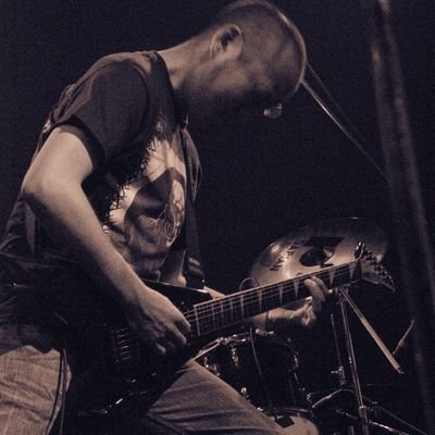 Dave_Ishizuka_M's profile picture. HR/HMとラーメンが好物のMETAL男子！MEGADETHのカヴァバンドMEGANEDETHのメンバーとして活動してます！
⇒2016年冬に東京に転勤、『超ド級』でギターを弾いてました！
⇒2021年7月関西に帰ってきたぜ！METALするぞっ！