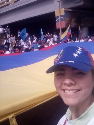 SamThor79's profile picture. Arquitecta de la República de Venezuela. Llena de Coraje, mucha fuerza pero sobretodo Fe, una fe inquebrantable en Dios, en la lucha por Venezuela.