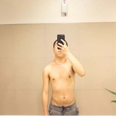 gwapotot's profile picture. 17 Y’O / SHS