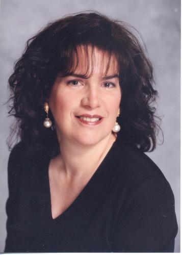 DiLizzi's profile picture. I enjoy writing, watching historical movies and country living.