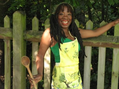 author - How To Feed Your Family for £5 a Day, Domestic Scientist, Personal Trainer, Natural Anti-Ageing Guru