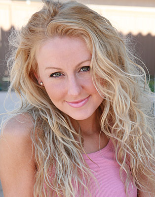 SallyMcBeal's profile picture. Officially became Mrs. Sally Hendrickson McBeal 18.9.2010-- Life is what you make of it... take chances!!