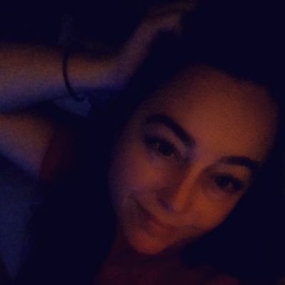 embraced222's profile picture. Writes. Wanders. Wonders.