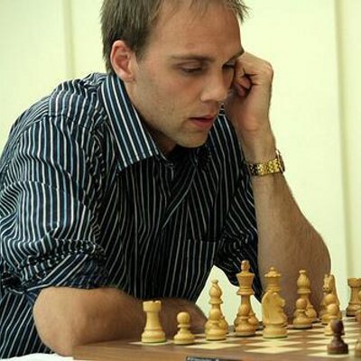 The Fighting Chess Index –