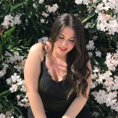 24 anni, studentessa presso