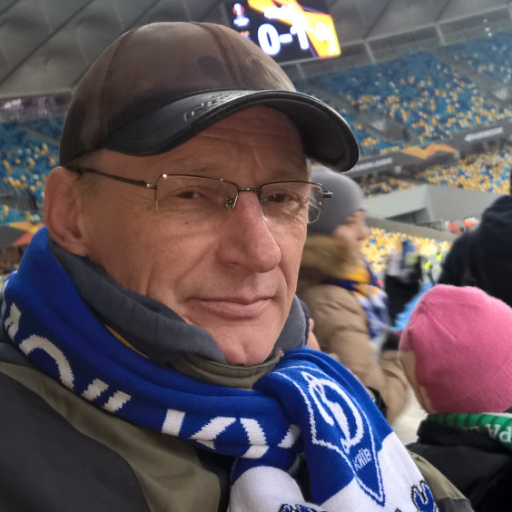 VitDeMurrey's profile picture. Болею за Динамо Киев  и слушаю блюз рок