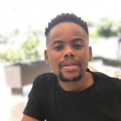 Tlhogi_Setuke_'s profile picture. God is my everything 🙏🏽, Aspiring Radio and TV Presenter, Poet, Medical Technologist by profession😉👑. IG:tlhogi_setuke