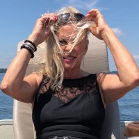 J3 (@cmtea) 's Twitter Profile