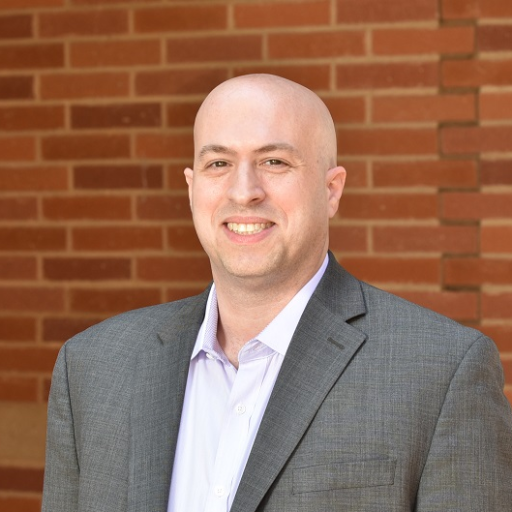 Digital Extrovert, Entrepreneur, Problem Destroyer, and @uclaanderson graduate.