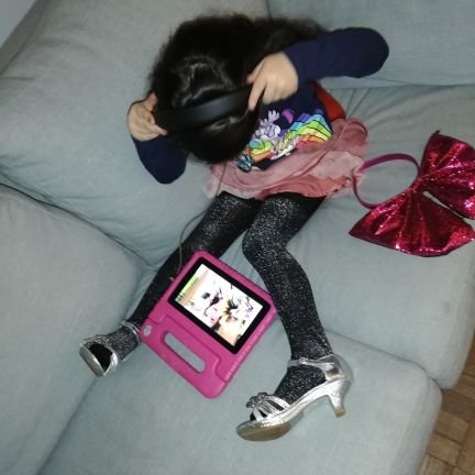 Poppysmammy's profile picture. We live our life, we think we're funny, it's a start right! #Positivity and good vibes as we embark on a new adventure. #London #surrey #amsterdam #rainbows