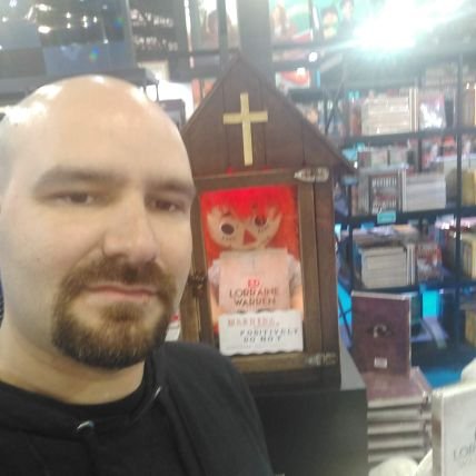 wcabril's profile picture. Protótipo de Webdesigner, enganador de Blogueiro, enrolador em Mídias Sociais, pai em constante treinamento e esculhambador de meia tigela em curso.