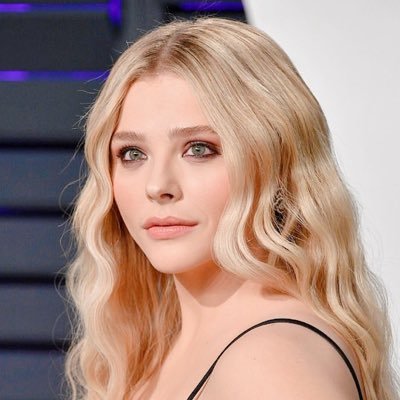 Thai Fan Account of @Chloegmoretz