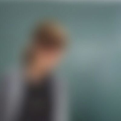 asanoyuuri's profile picture. 国語（現代文）予備校講師。