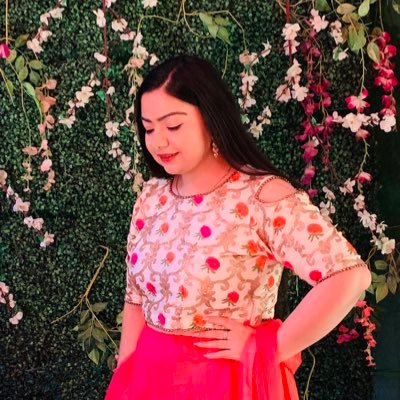 Dreamer by day, thinker by night. Keeping the soul over ego! 🌸