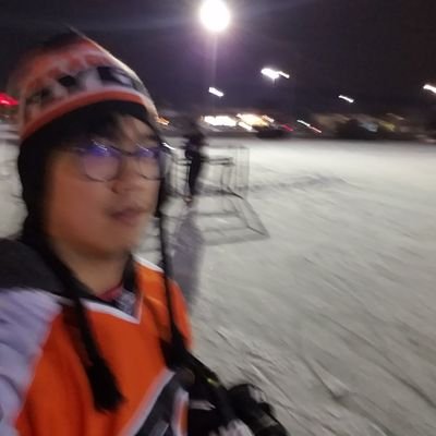 pandabro92's profile picture. Video games and sports and stuff.