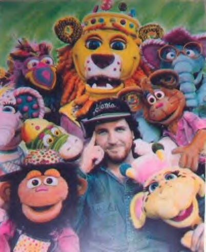 Puppeteer since 1981. Internet Puppetry Guru. Listed with The Jim Henson Company. Creator of syndicated children's puppet TV series, Jelly Bean Jungle.