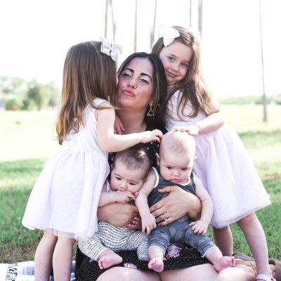 Motherhood | KIDspiration  ⋒ Florida livin’🌴 ⋒ Twin Mom of 4 ⋒ Chaos Embracer  ⋒ Decorating Junkie  ⋒ Party thrower