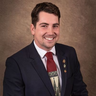 🌱President @OntarioBerries, #AALPClass16. Ward 1 Councilor @ThamesCentre, @ALUSMiddlesex #Farmer @Heemans #Beekeeper #Cidermaker #OntAg #MuniPoli #SWOnt🌱