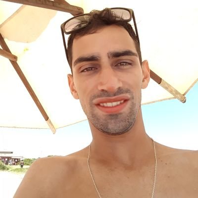 Tim Beta...#me segui...#te sigo de volta...#beta ajuda Beta.
https://t.co/axxGm01mpe