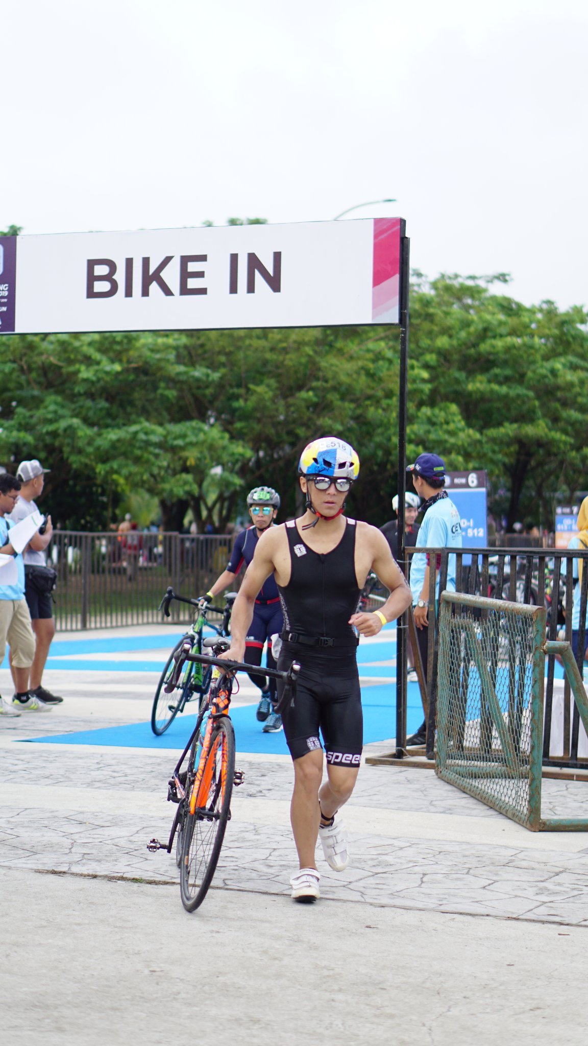 Unibright 
Future of blockchain
cryptocurrency 
Triathlon
Ironman journey
smile to everythfing
:D